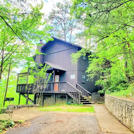 Hillbilly Hilton-Pet Friendly-Sleeps 4-Free Tickets-Mountain View Villa Pigeon Forge Exterior photo
